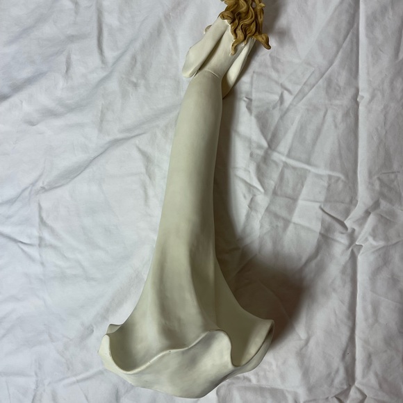 Mother And Child Unconditional Love Porcelain Statue By Daniel Steiger - Picture 8 of 9